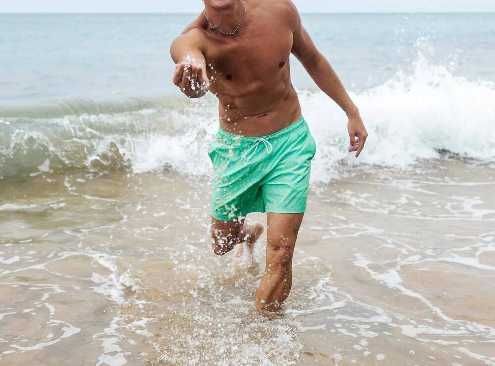 NEW BERMIES lightweight swim trunks in limoncello